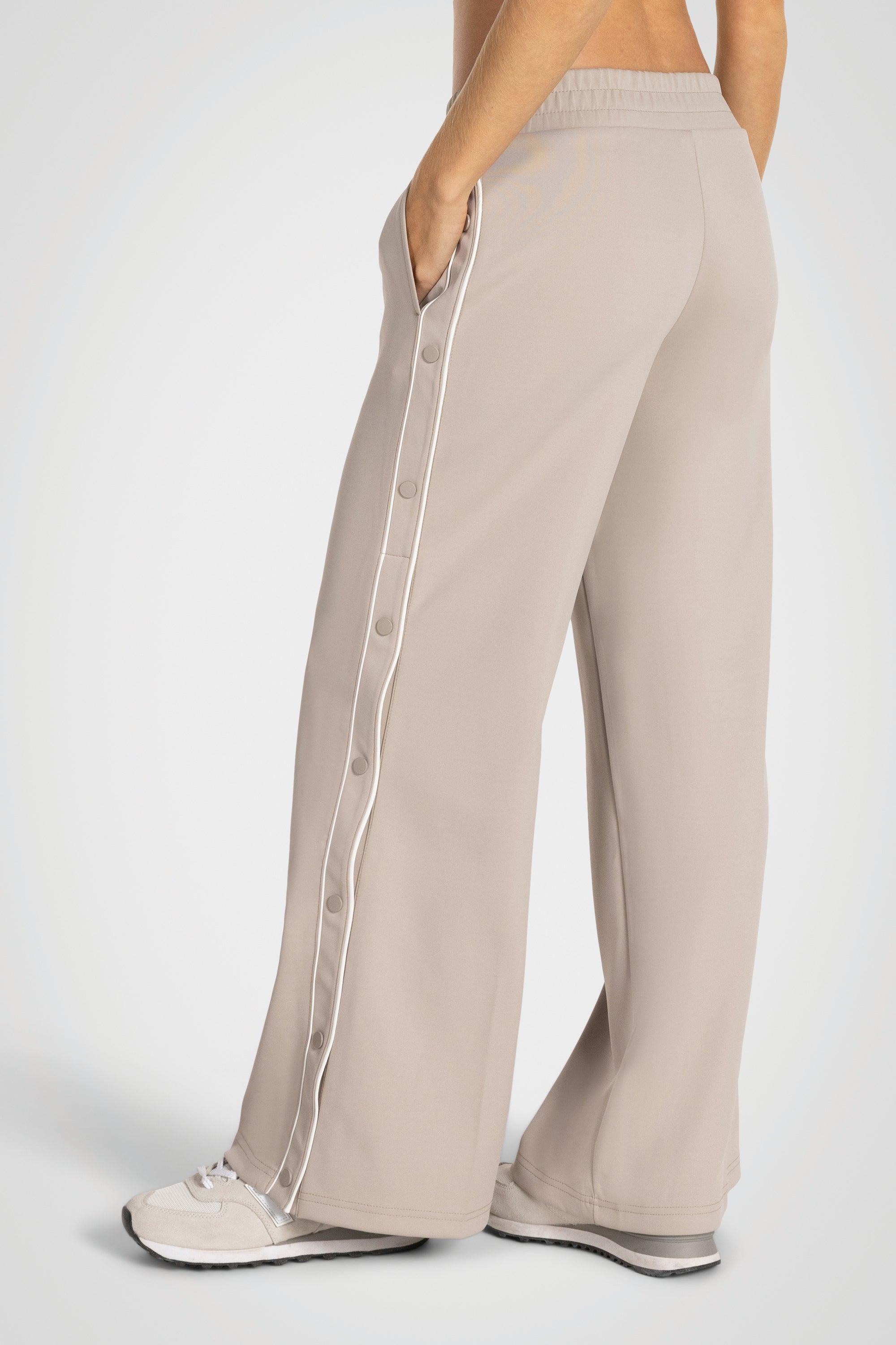 Snapline Wide Leg Pant