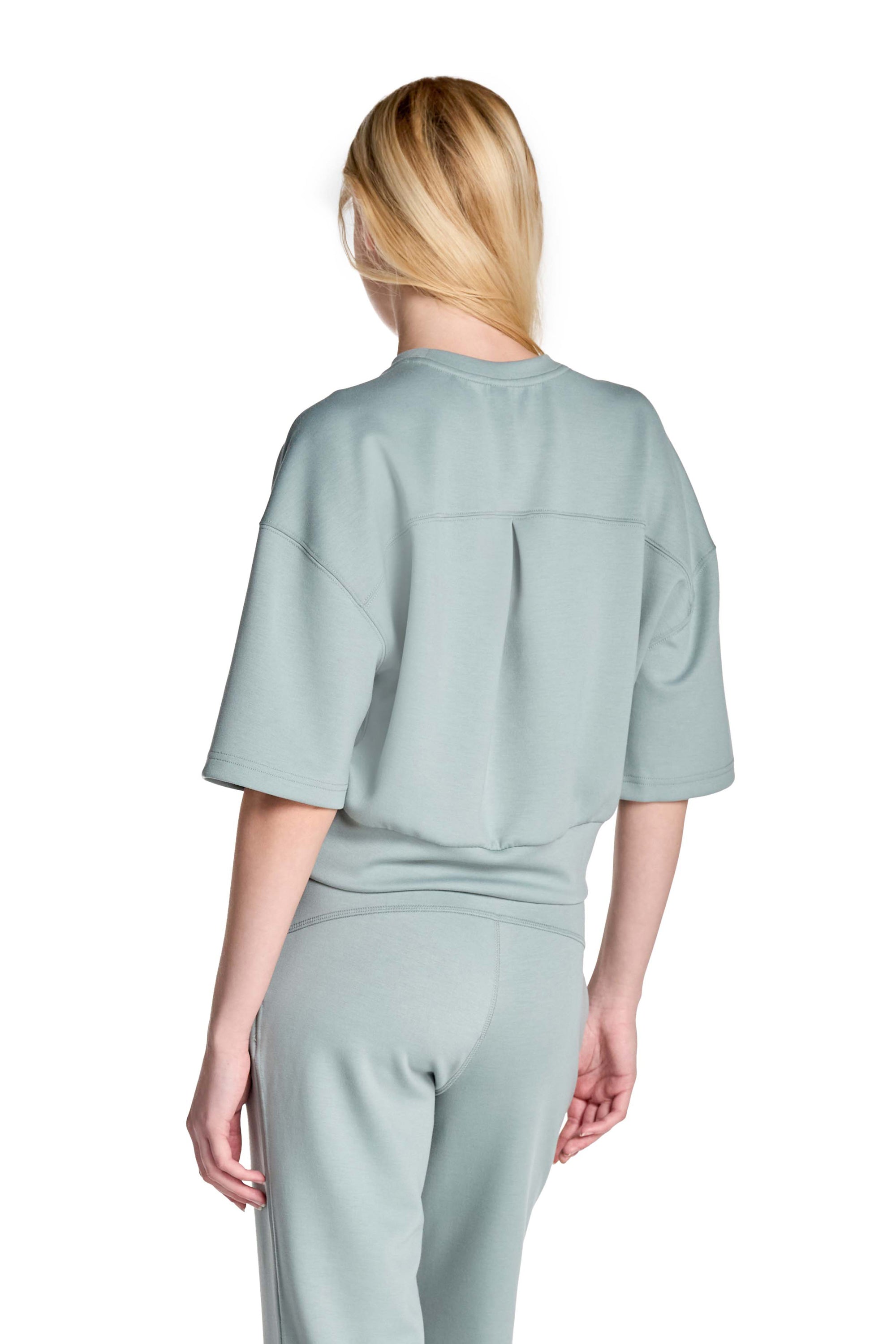 Stretch Knit Crew Neck Short Sleeve Top