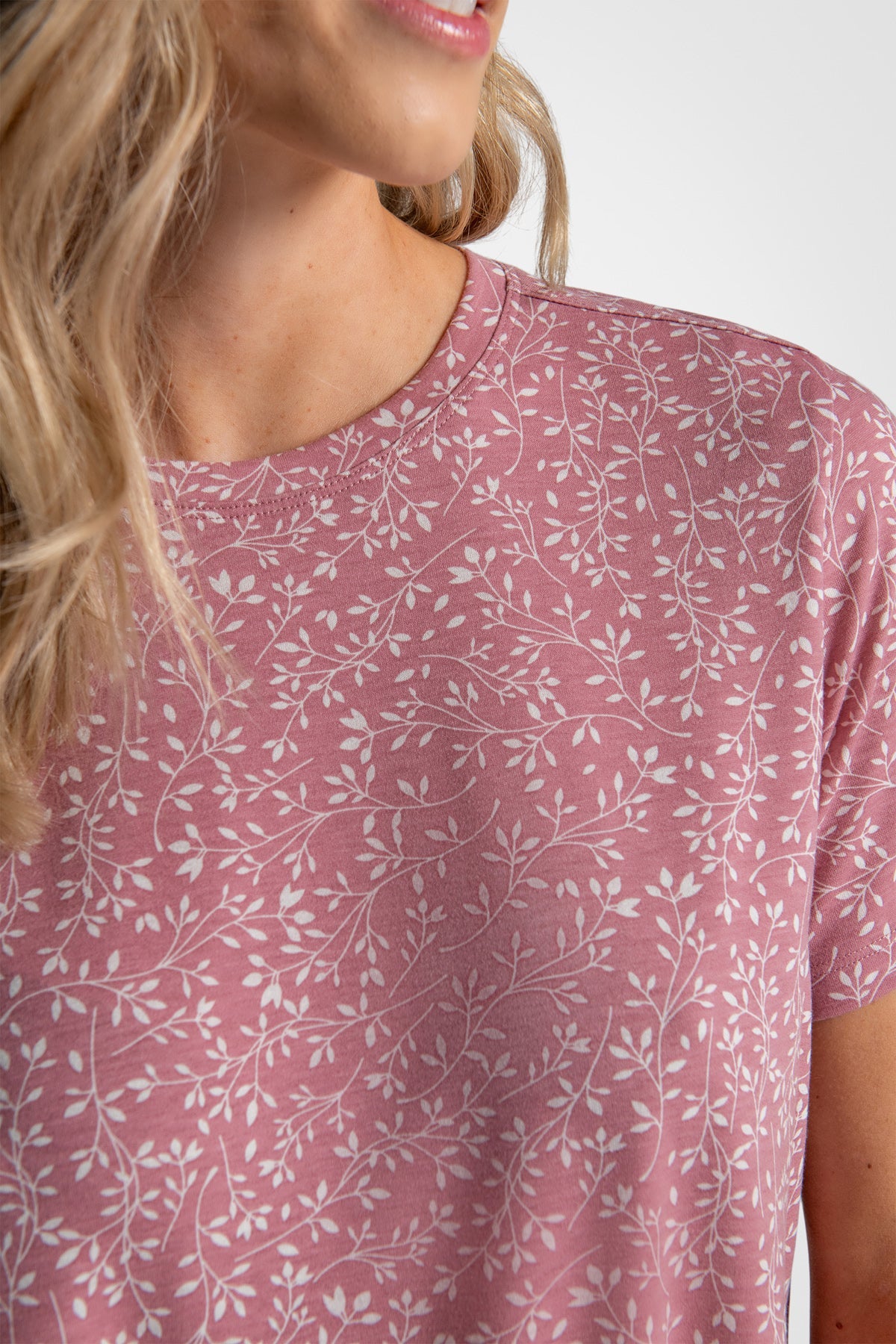 Easywear Crew Neck Short Sleeve T-Shirt