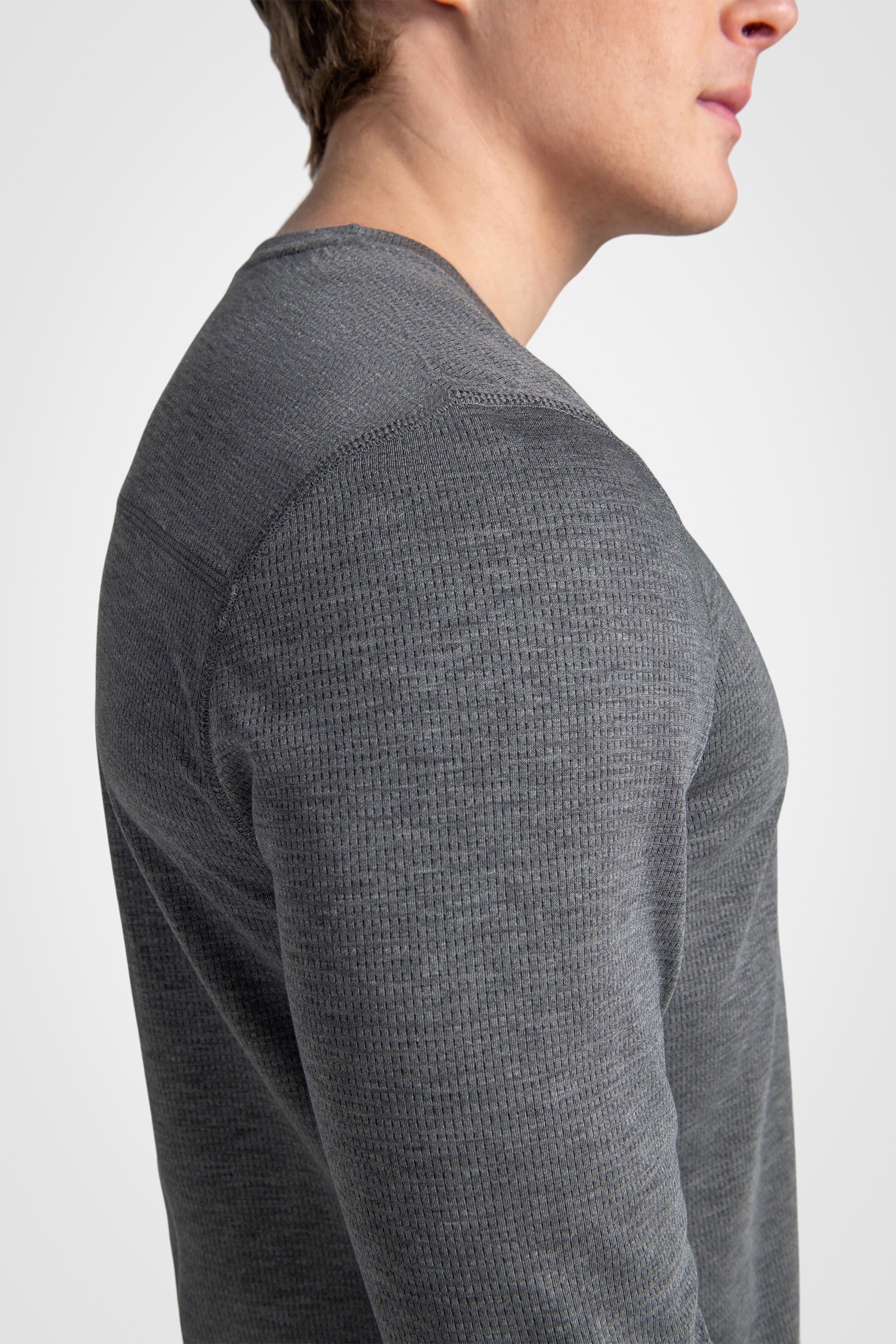 Mesh Henley Pullover