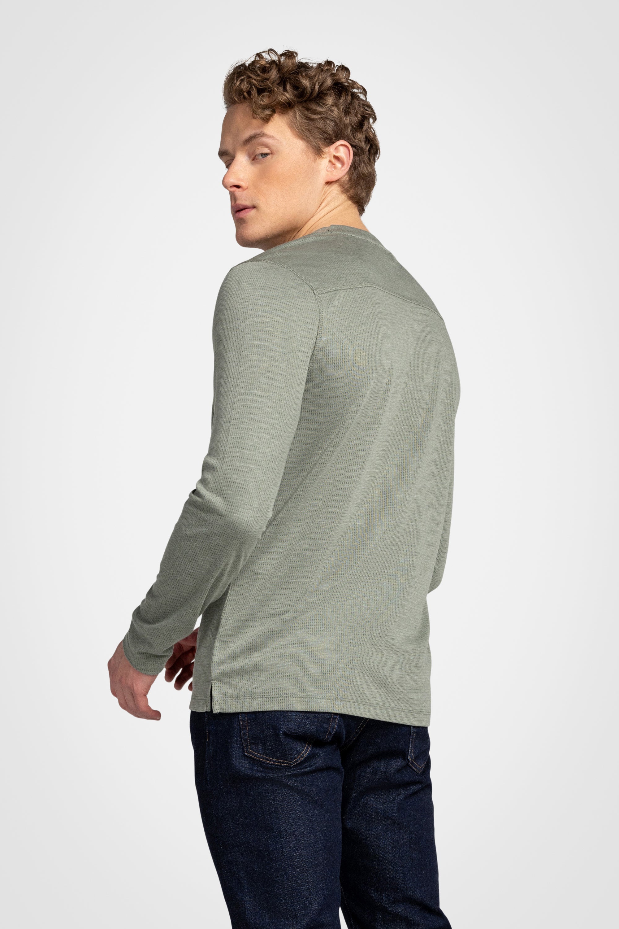 Mesh Henley Pullover