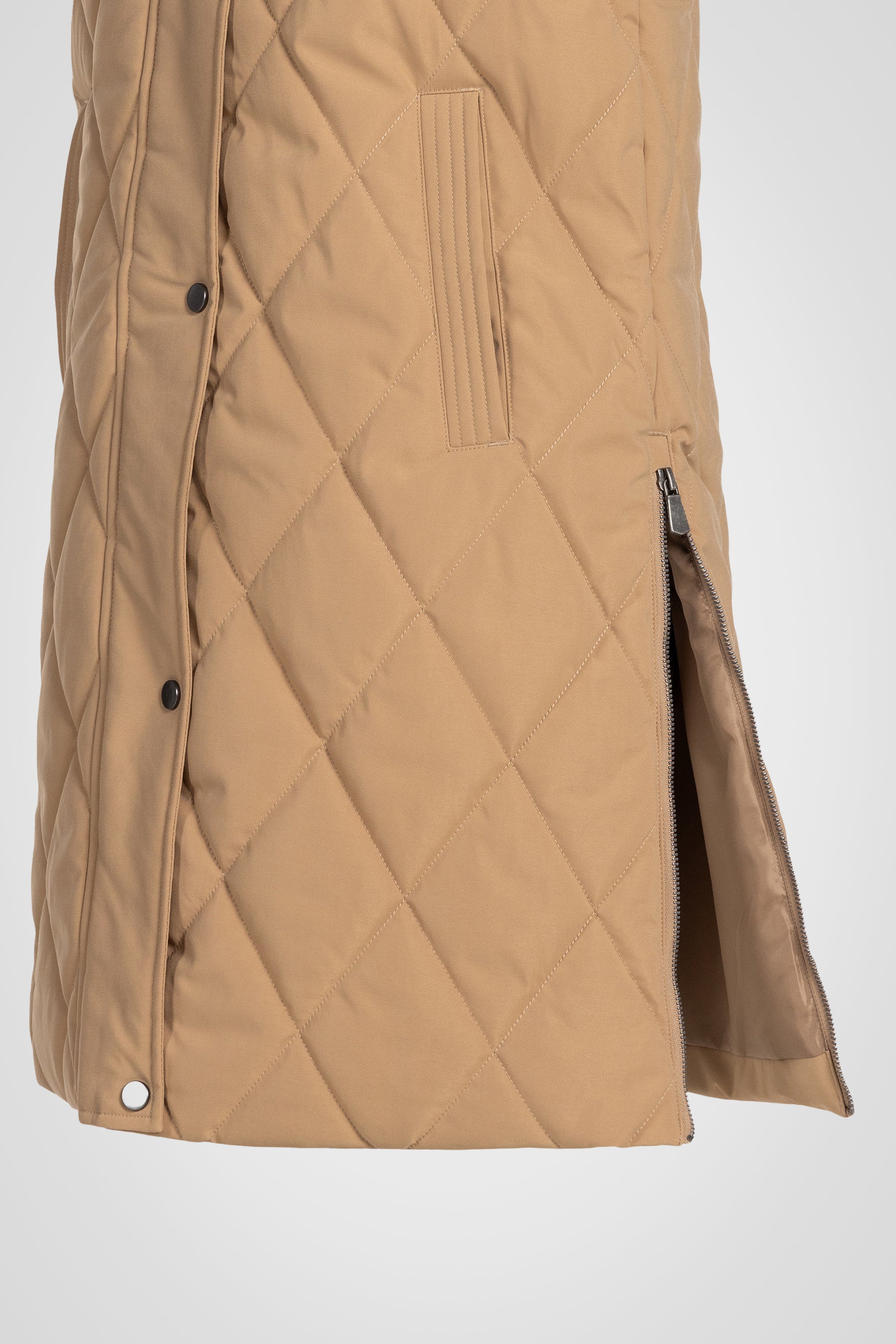 Diamond Long Puffer Vest