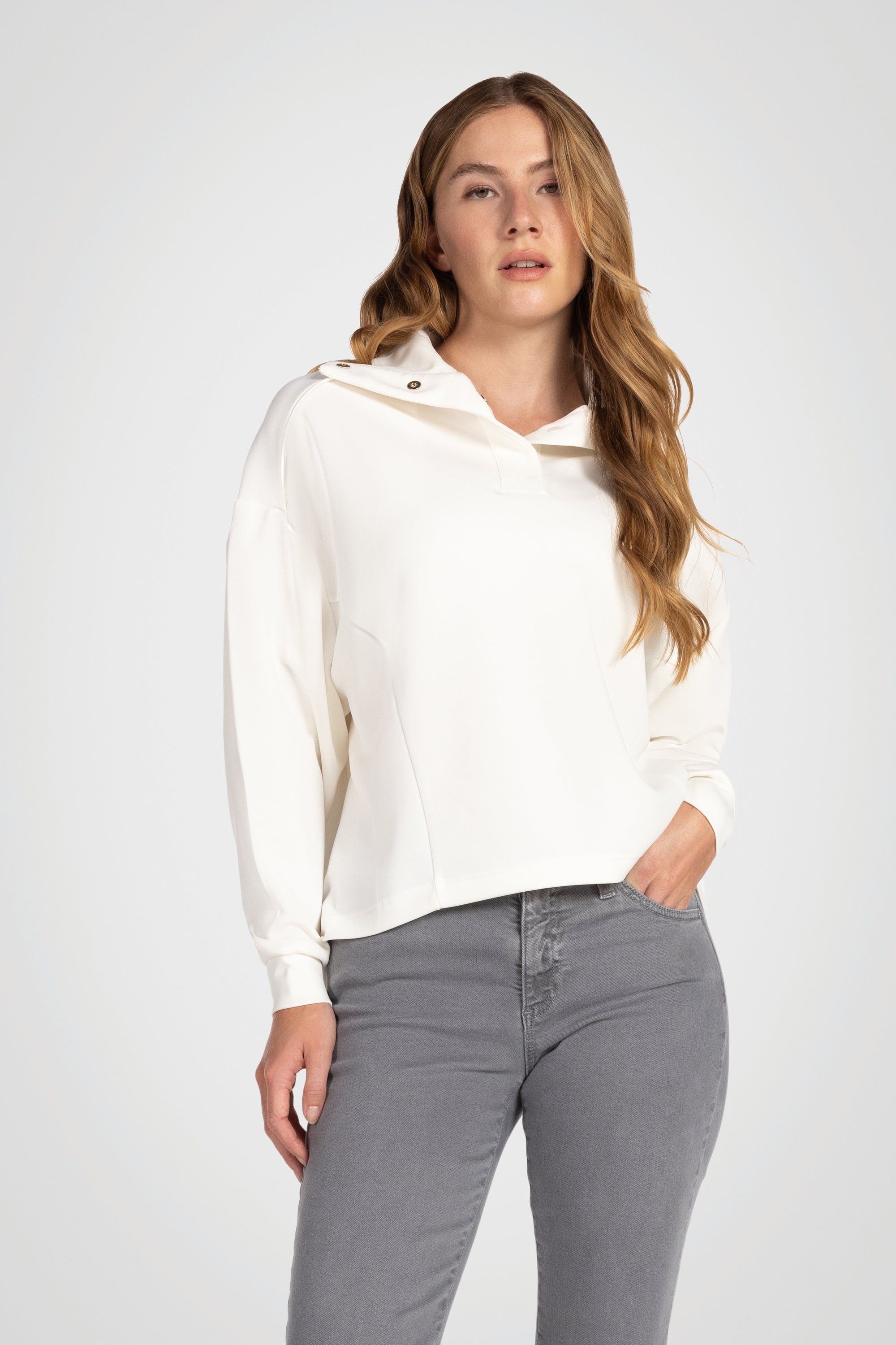 Modara Wide Collar Pullover