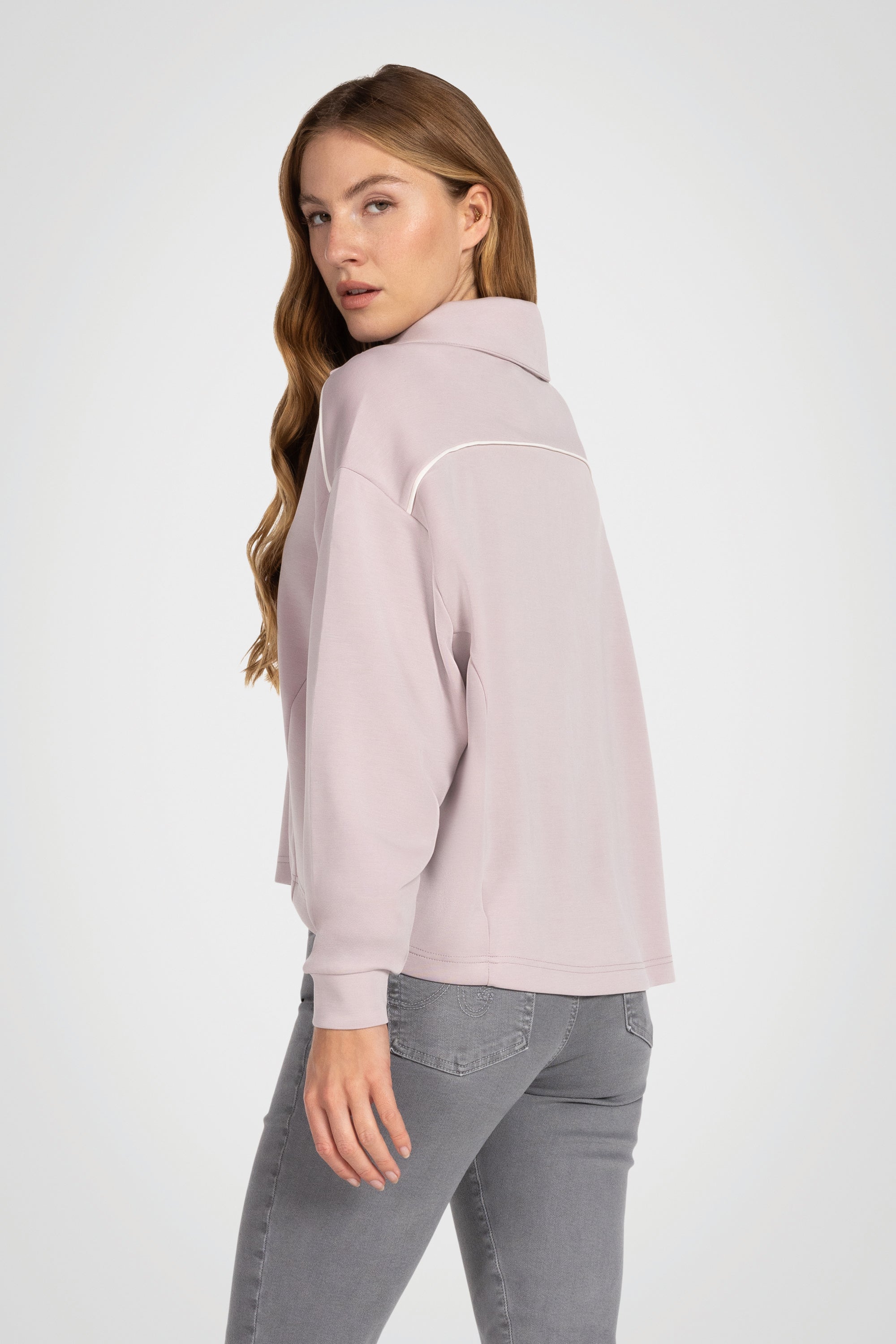 Modara Wide Collar Pullover