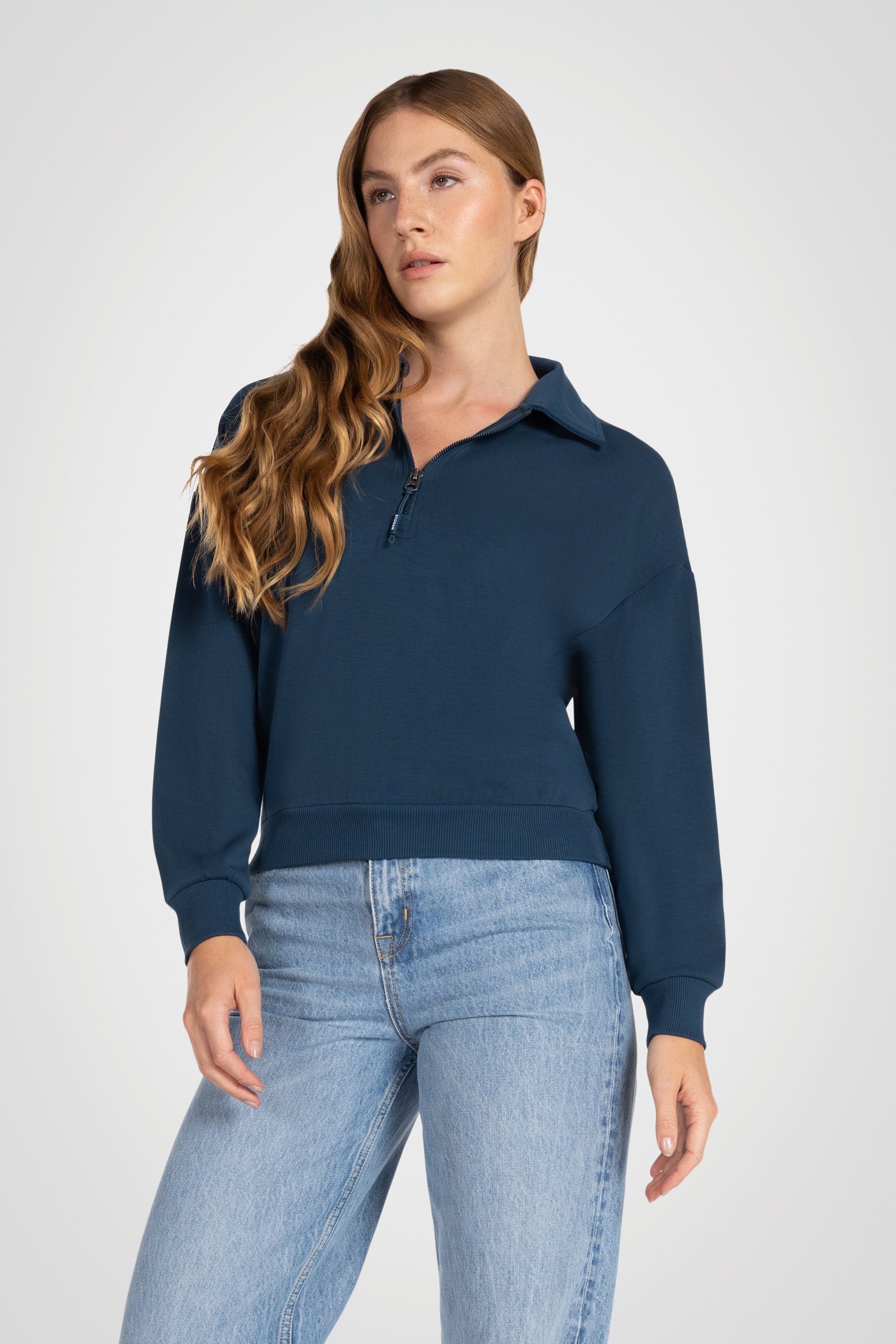 Riviera Cropped Zip Collar Top