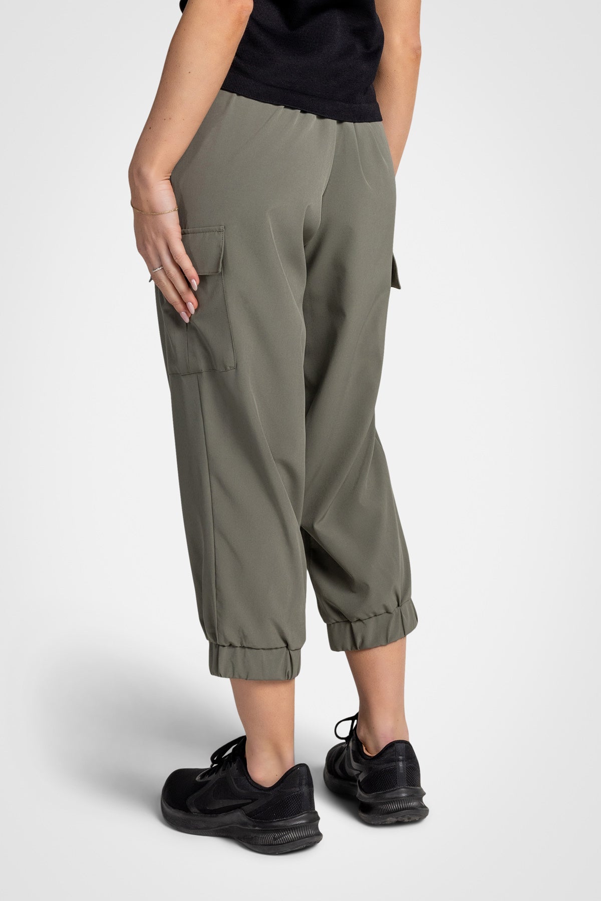 Cargo Woven Crop Jogger