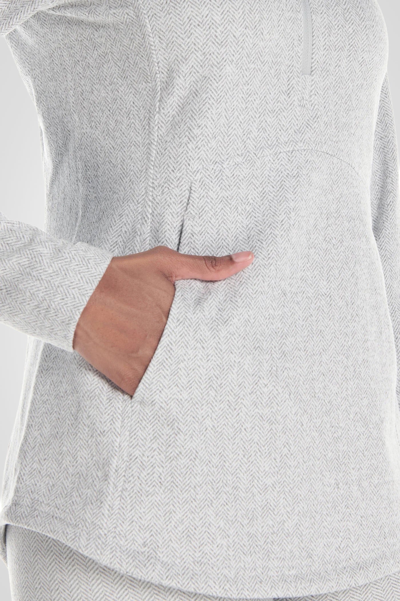 Herringbone Knit Mock Neck Half-Zip Long Sleeve Top