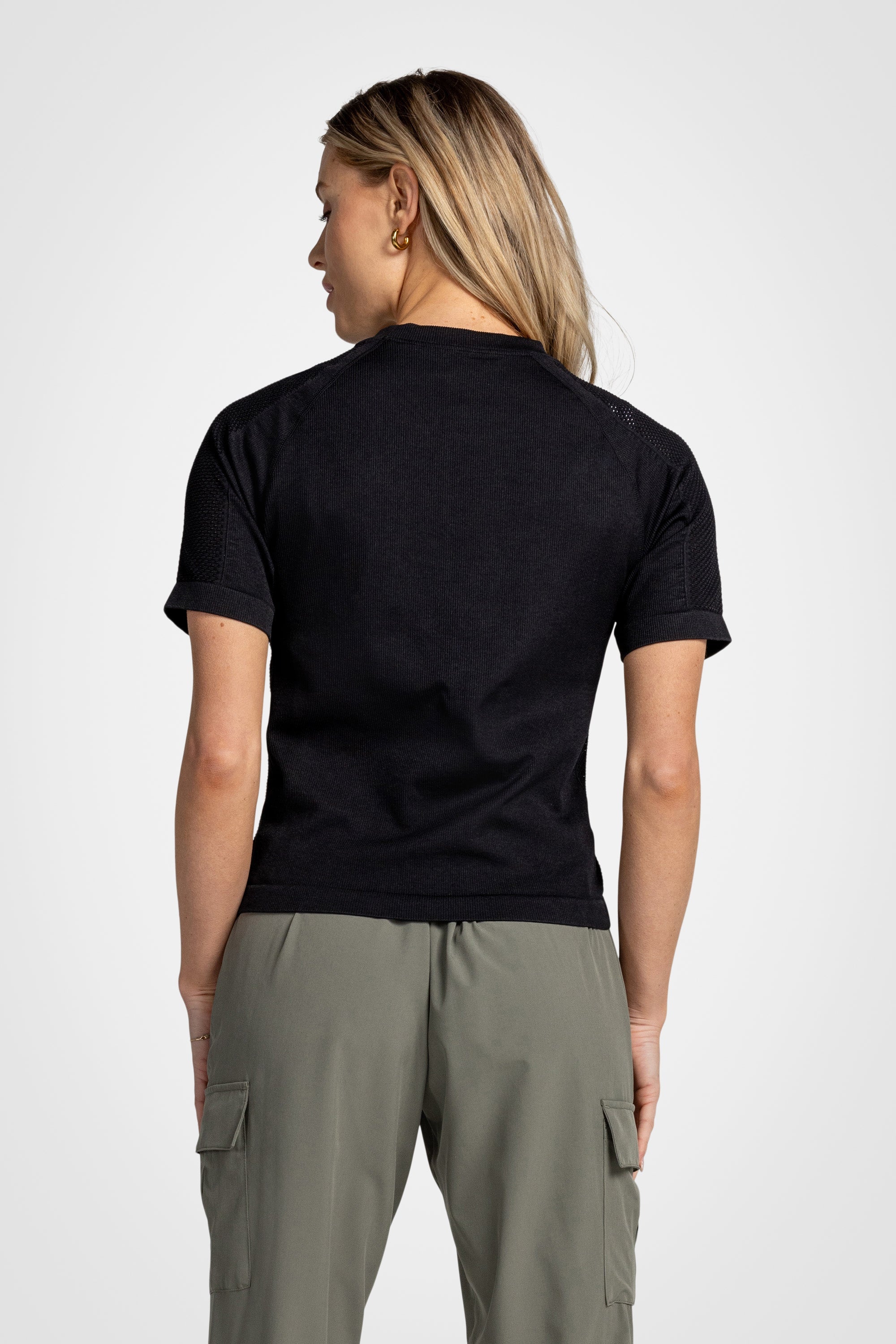 AeroFlex Seamless Mesh T-Shirt