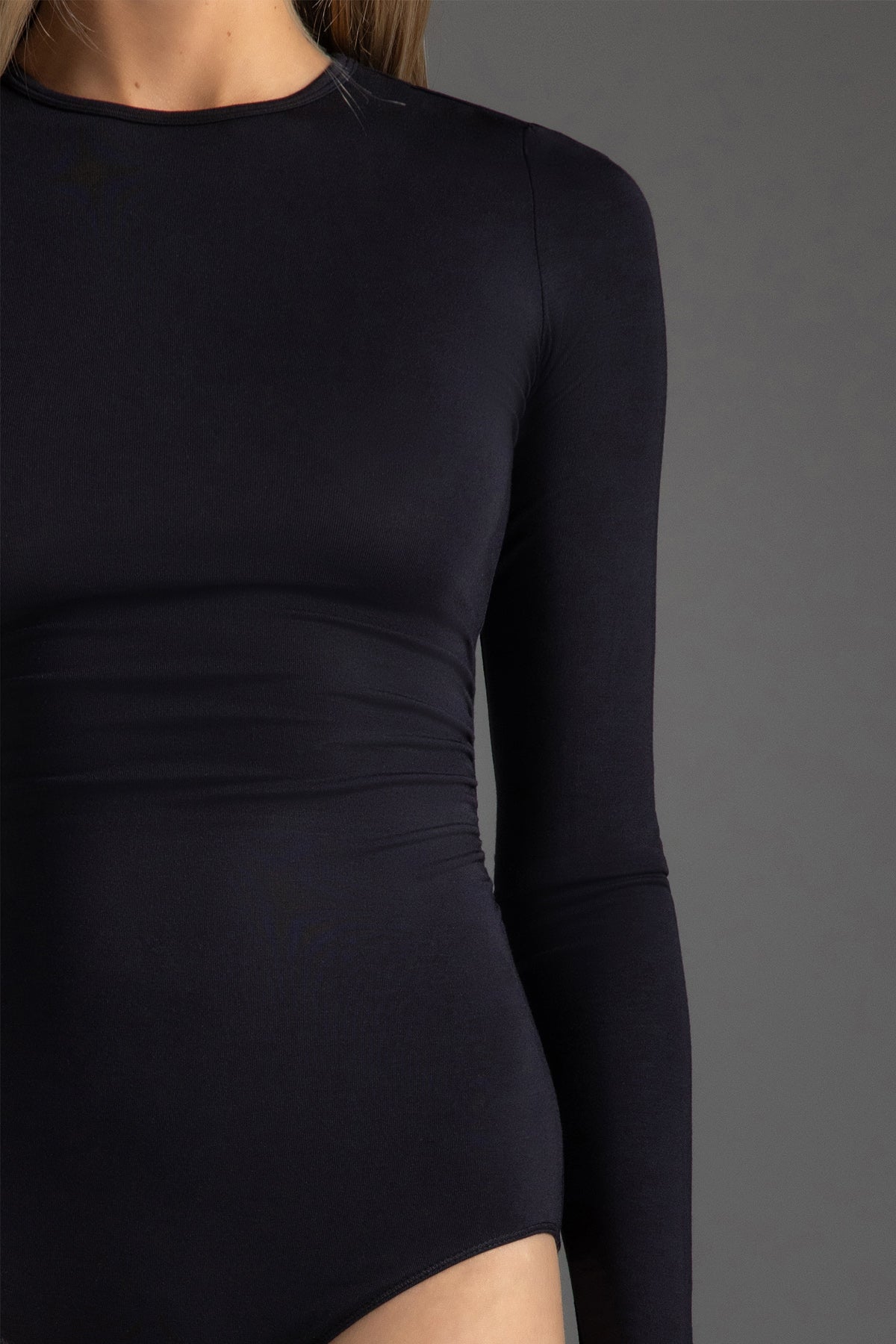 Judy Long Sleeve Crew Neck Full Back