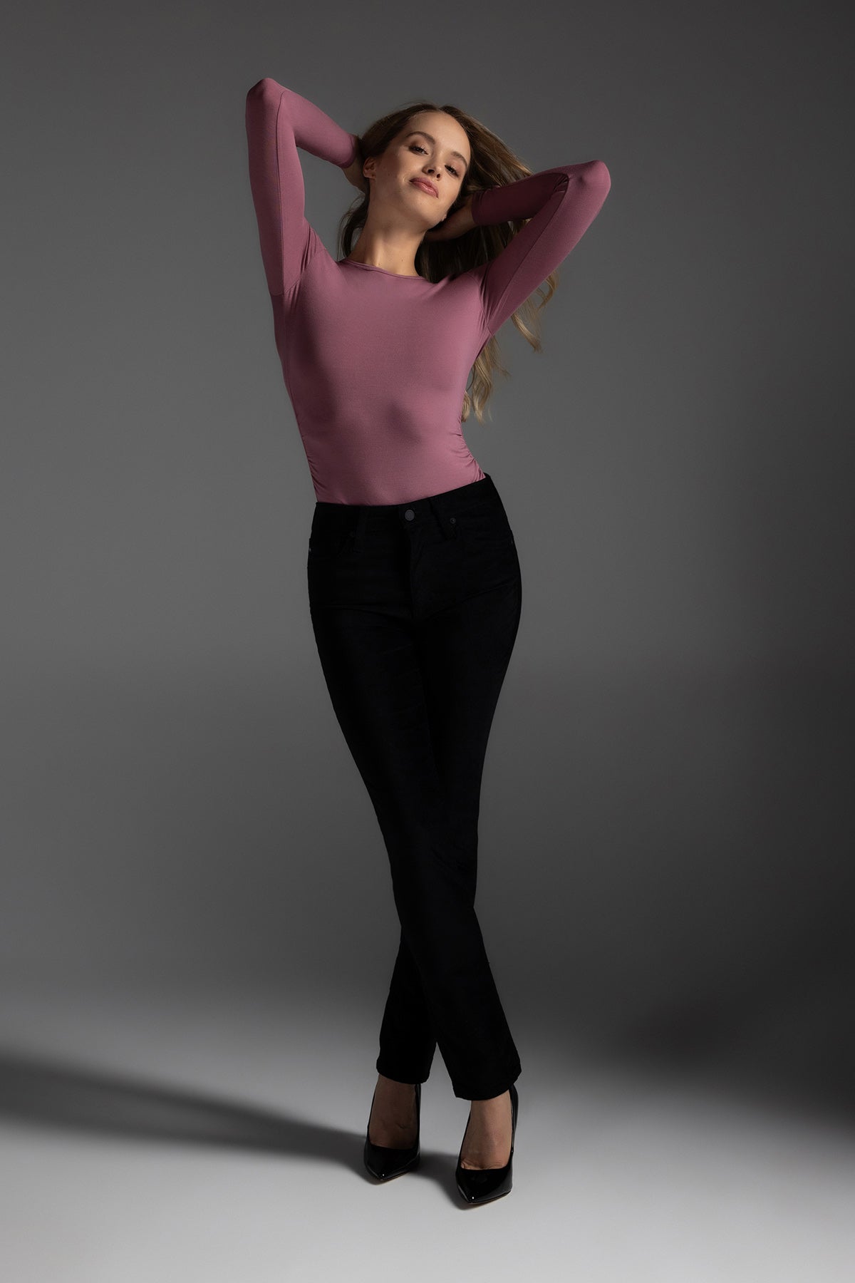 Judy Long Sleeve Crew Neck Full Back