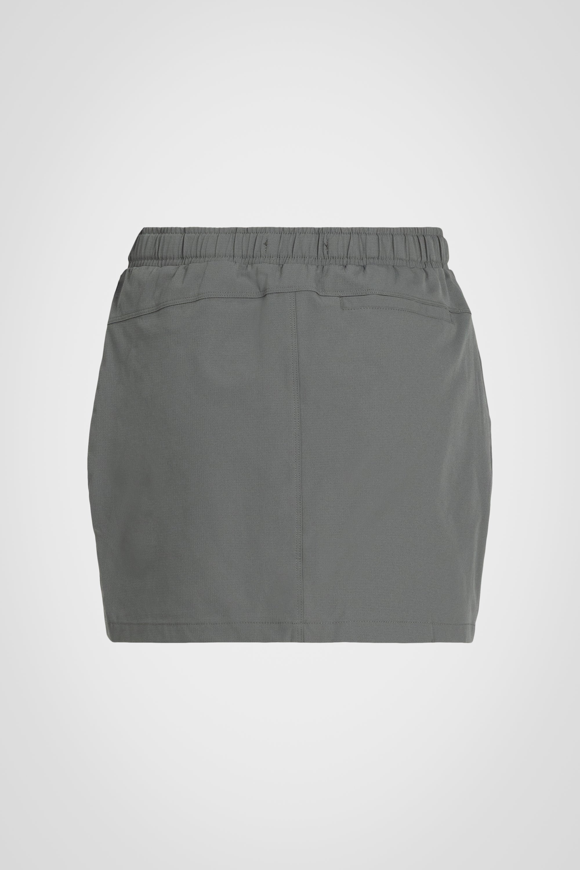 Emma Skort Urban Versatility