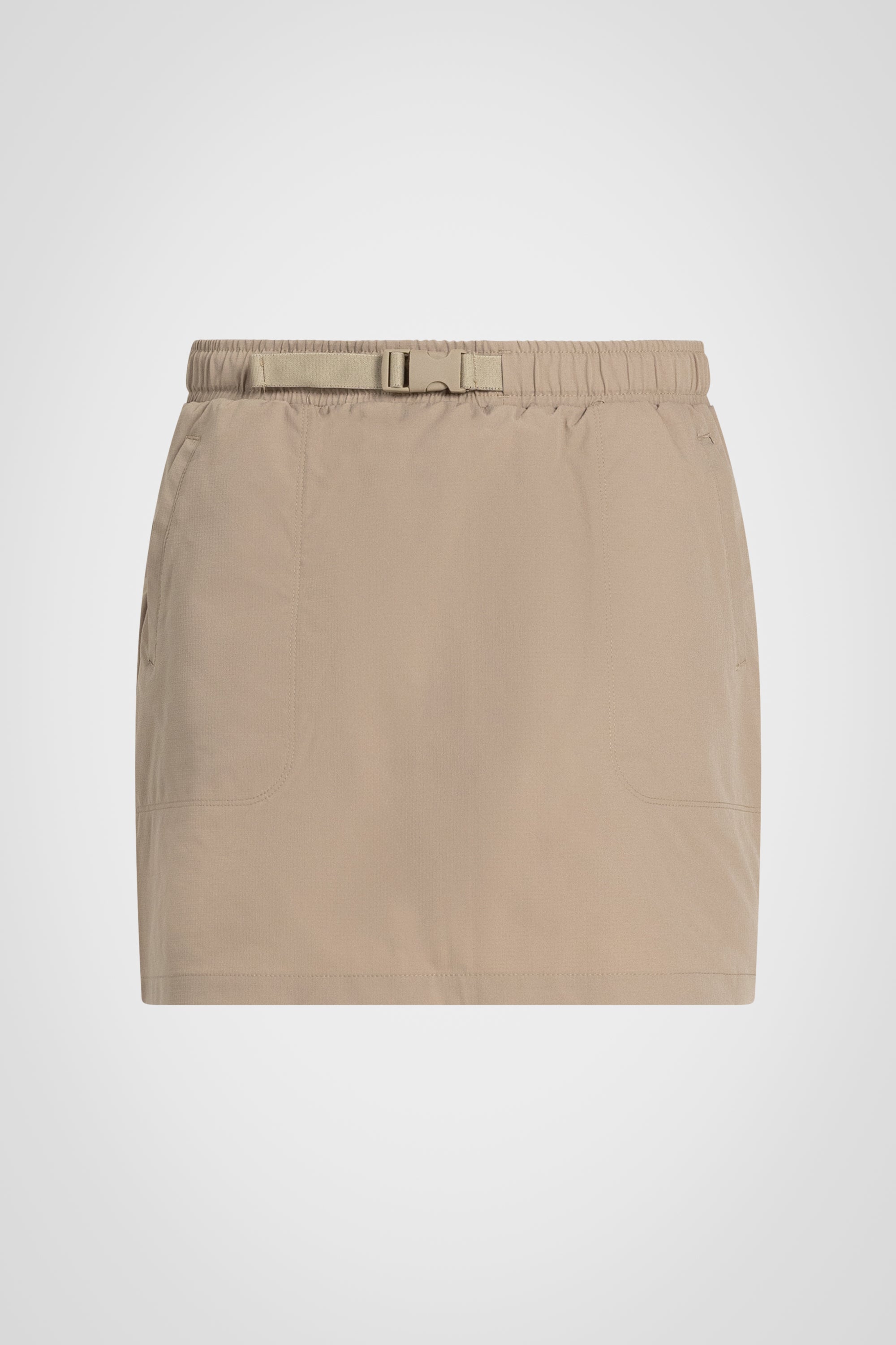 Emma Skort Urban Versatility