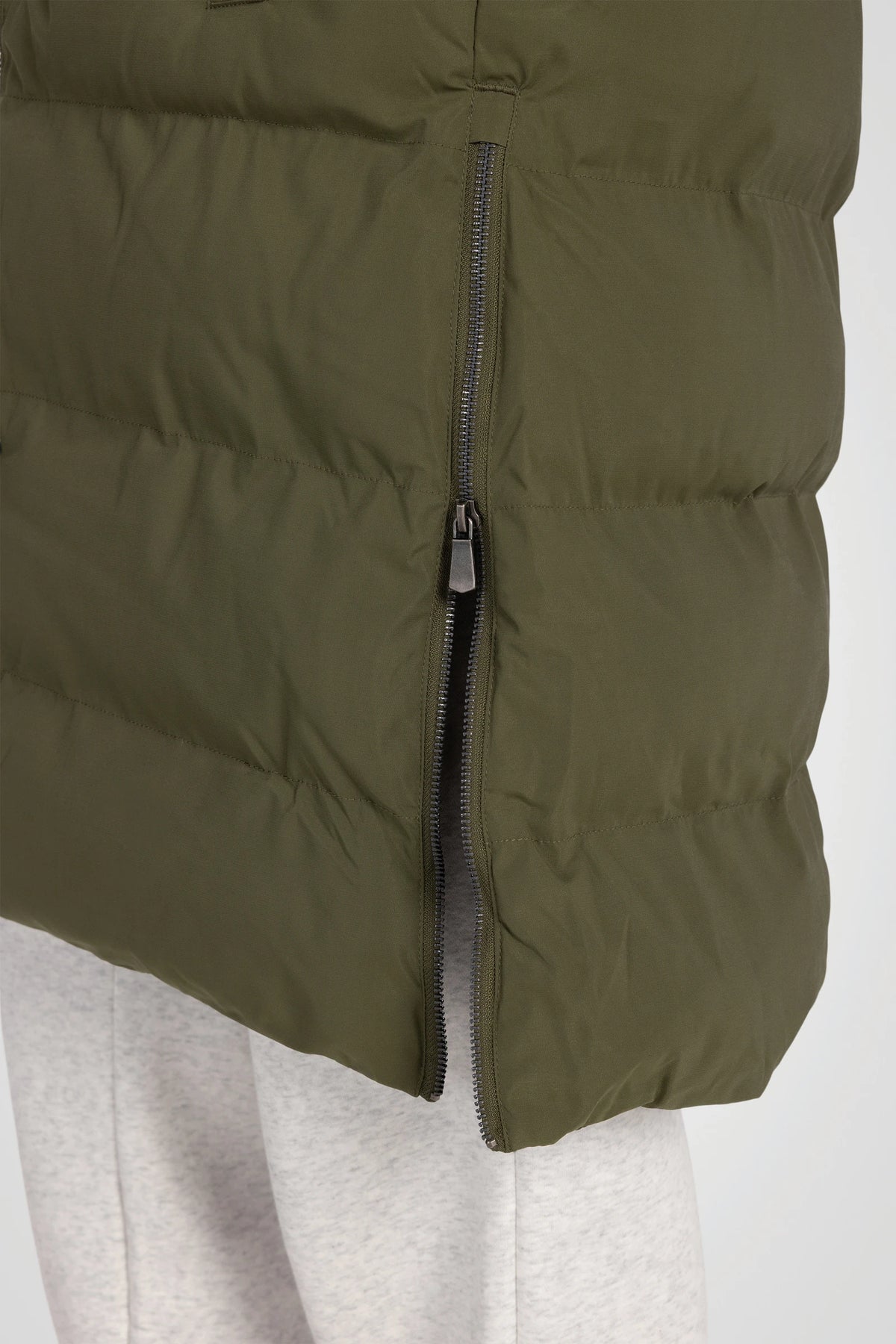 Explorer Long Puffer Vest