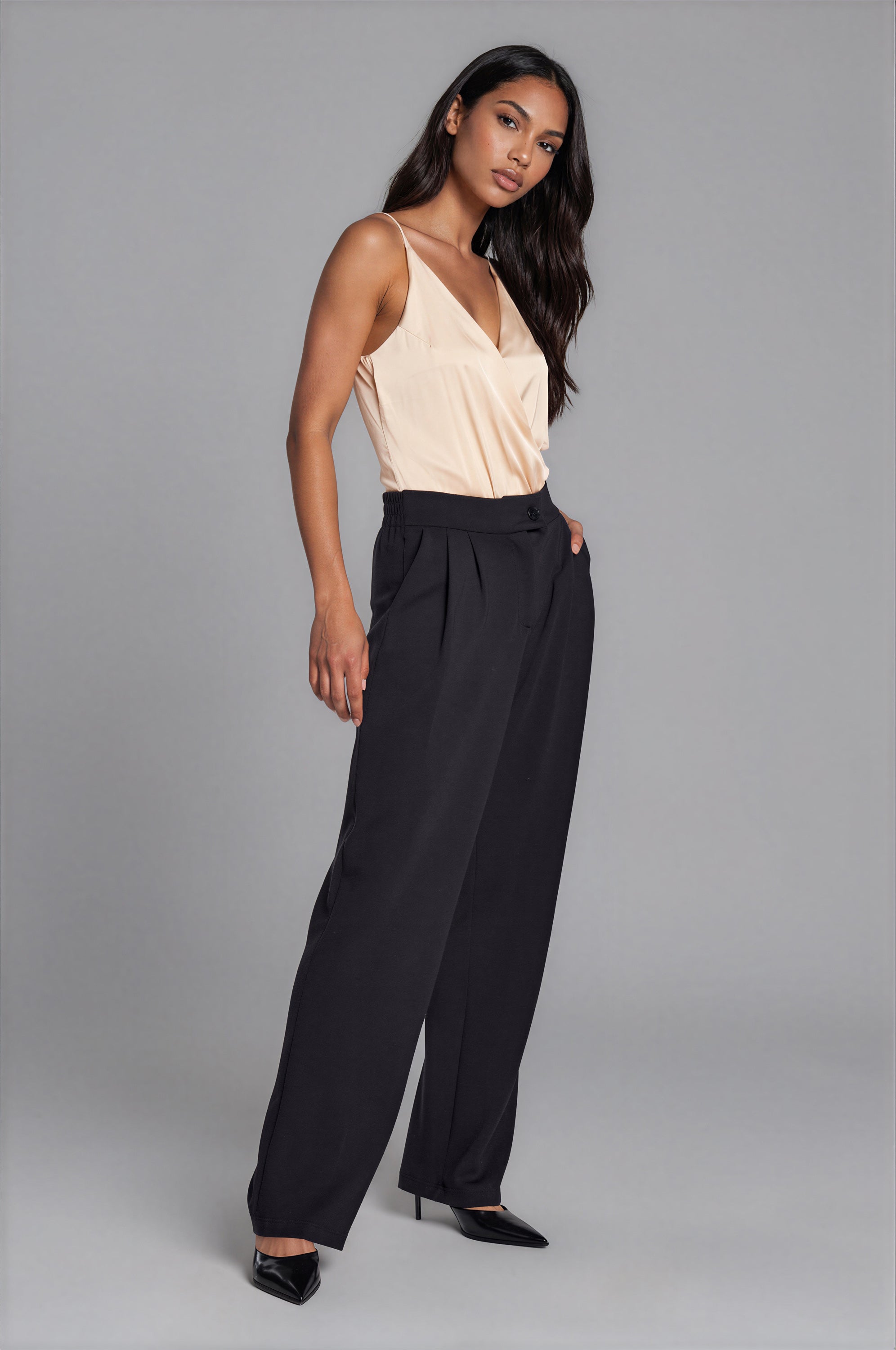 Mara Satin V‑Neck Bodysuit