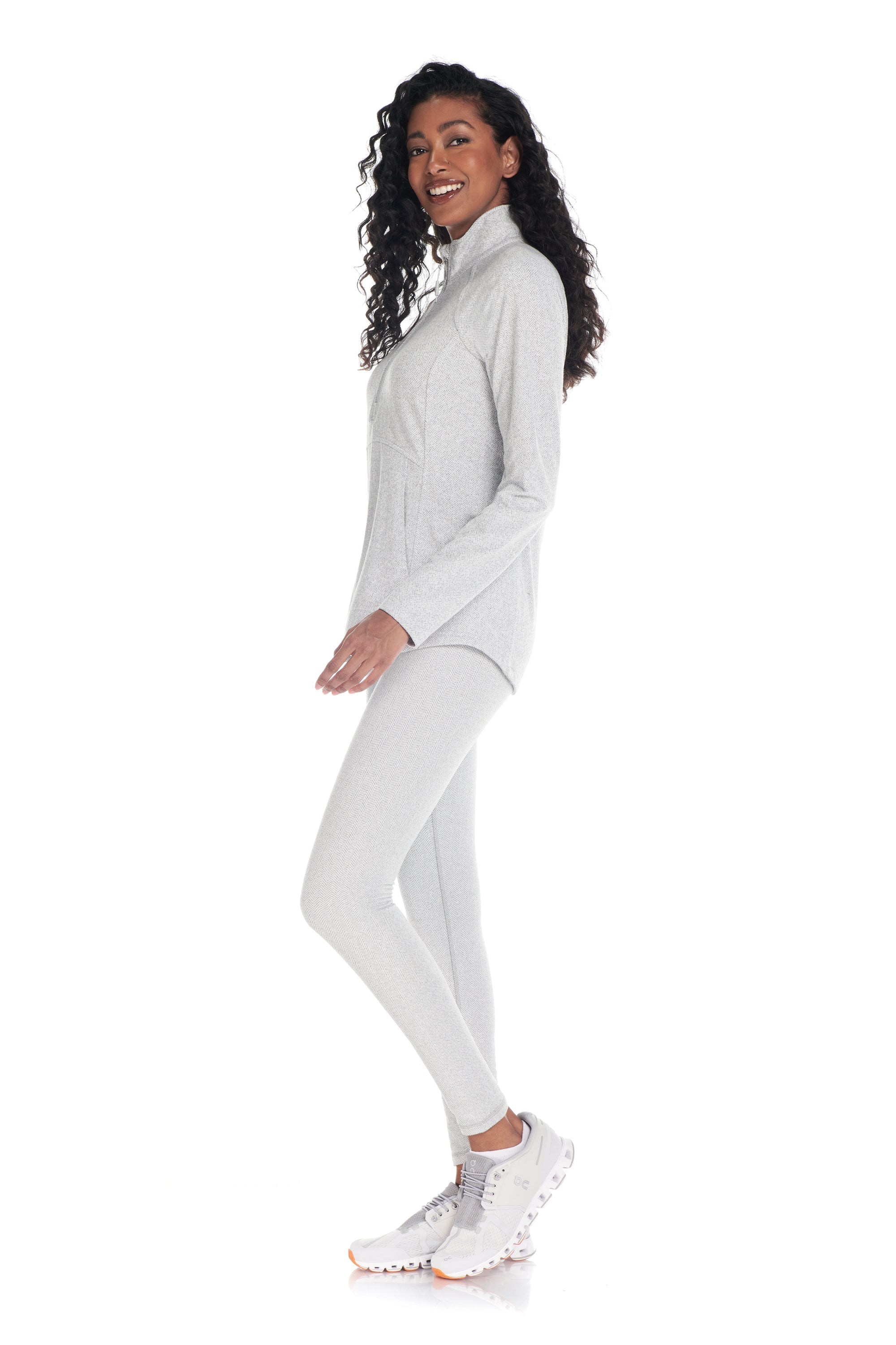 KYODAN | Herringbone Knit Mock Neck Half-Zip Long Sleeve Top